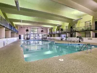Country Inn & Suites by Radisson, Fergus Falls, MN - Pool