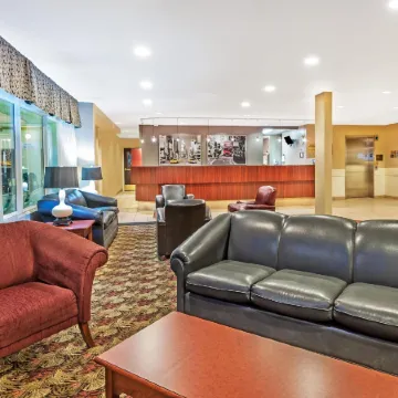 Super 8 by Wyndham Edmonton South