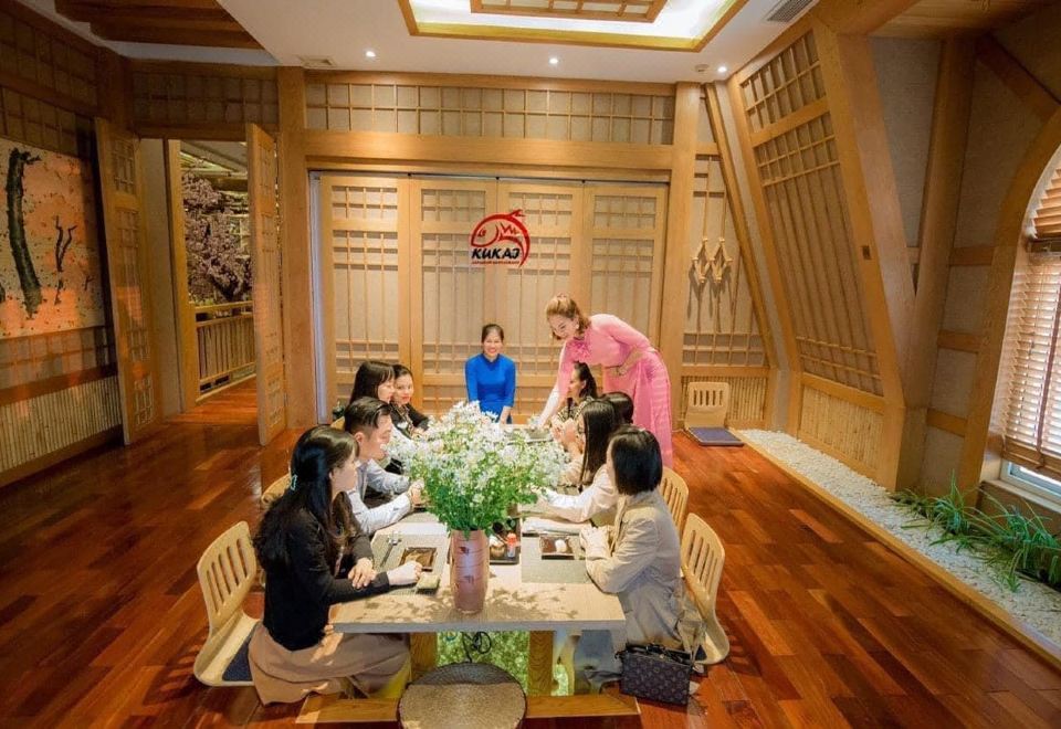 5. 하이퐁 타워..