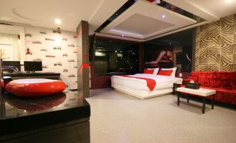 Changwon Myeongseodong Hotel V