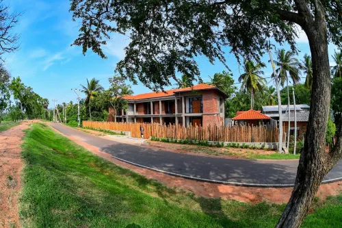 Abhaya Mandapa - Kitchens
