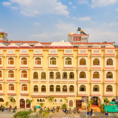 Laxmi Niwas Hotels near Shyam Nagar