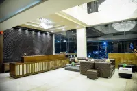 Dng the Grand Hotel Hotels in Kanpur