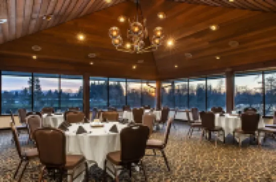 วัลเลย์ ริเวอร์ อินน์