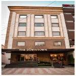 The Downtown Hôtels à : New Kanpur City