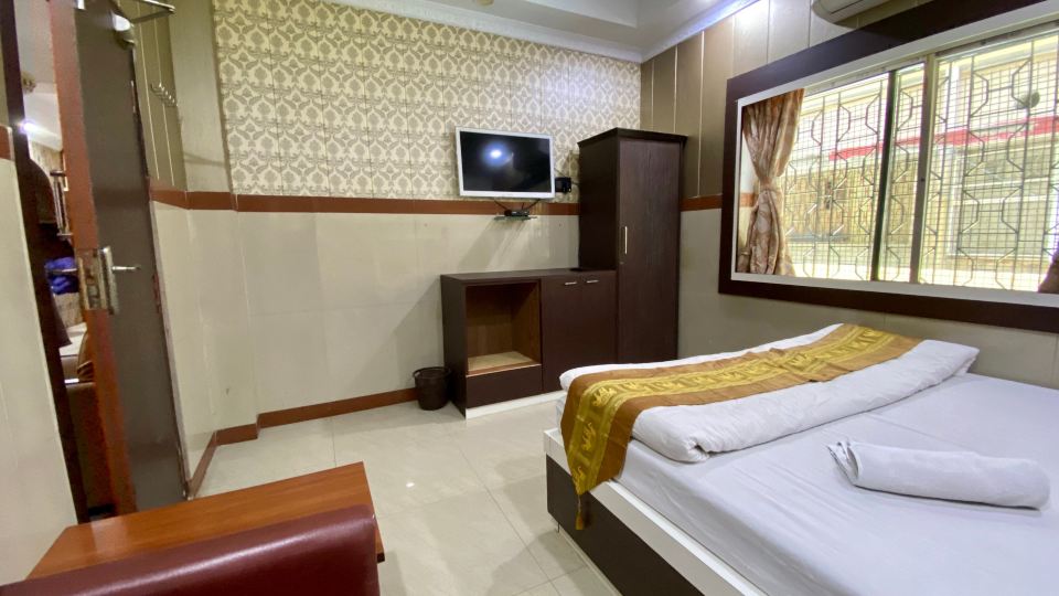 Vinayak Guest House