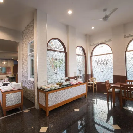 Nartsiri Hotel