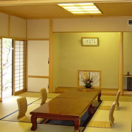 Rokugatsu-No-Mori Chayamatei