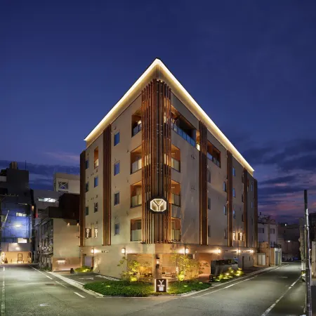 Y-Hotel