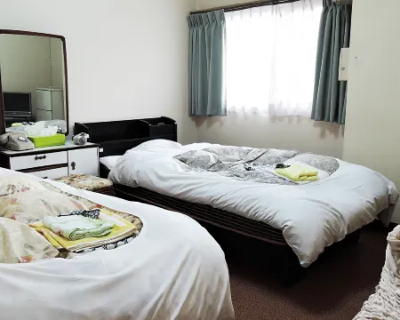 Business Hotel Kirakuso Hotels in Tenri