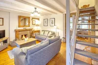 Host & Stay - Green Willow