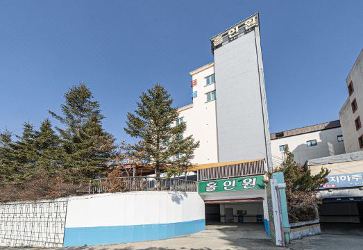 모텔홀인원 외부