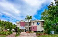 Freestyle Resort Port Douglas Hotels near St Mary＇s by the Sea