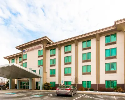 Comfort Suites Lewisburg Hotel dekat Bucknell University
