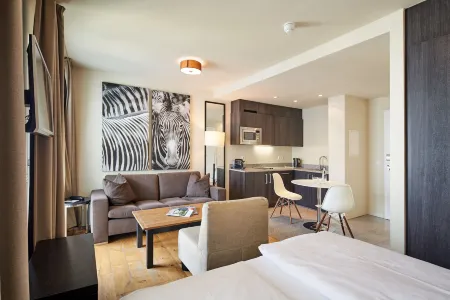 Mondrian Suites Berlin am Checkpoint Charlie
