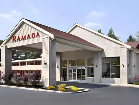 克利夫蘭機場西華美達酒店