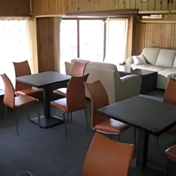 Pella Inn Hostel