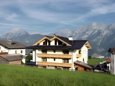 Hotel Garni Regina Hotels in Wattens