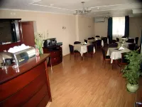 Hotel Duets