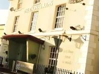 Thomas Arms Hotel Hotels in Llanelli