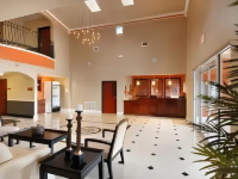 Lone Star Inn & Suites