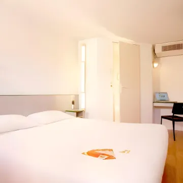 Premiere Classe Brest - Gouesnou AÉROPORT Отели в г. Брест