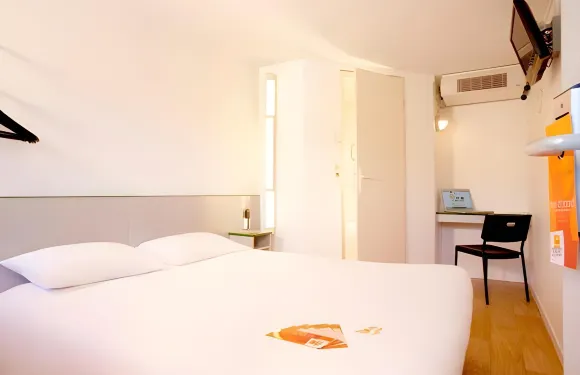 佈雷斯特古埃斯努普瑞米爾經典酒店