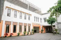 Votel Hotel Tulungagung Hôtels à : Tulungagung
