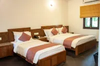 Riverside Spring Resort Hotels in Darechok