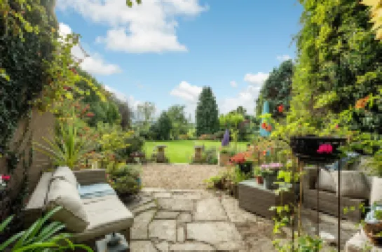 Compton House Hotels in 