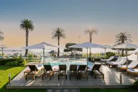 The Bay Hotel - สระว่ายน้ำแบบอินฟินิตี้