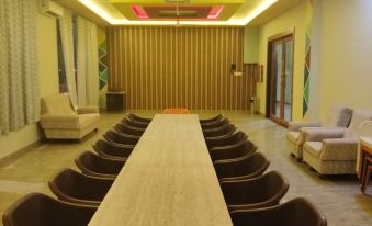 Sri Karni Heritage Resort - Housity
