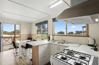 Discovery Parks - Devonport Hotels near SKs Indian restaurant