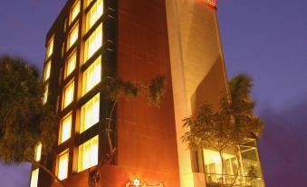 Landmark Residency
