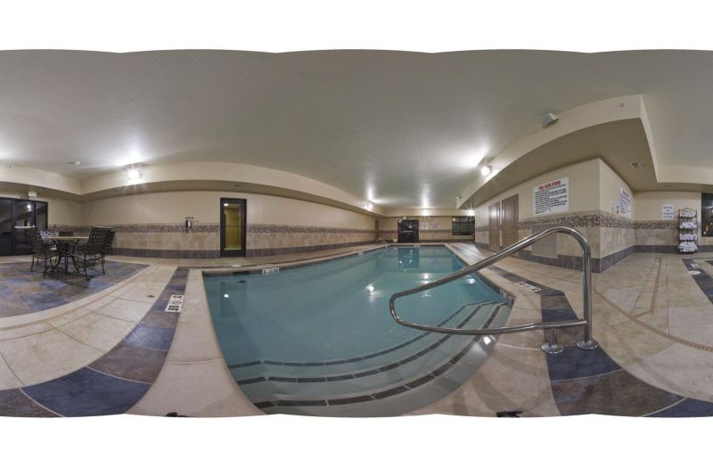 Holiday Inn Express & Suites Grand Island by IHG photo 3