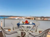 Fénix Marina Hotels near Torre de Montgo