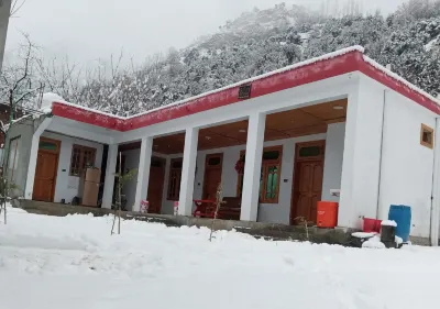Tourist Guest House Hotels near Park