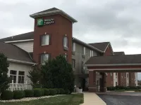 Holiday Inn Express LEBANON by IHG Hotels in Boone County