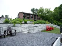 Ramada by Wyndham Ottawa on the Rideau Hotels near Ottawa International Airport