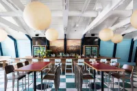 레지던스 인 바이 메리어트 보스턴 하버 온 튜더 워프