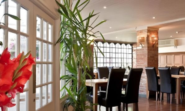 The Greyhound Inn Aldbury