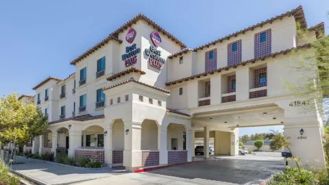 Best Western Plus Temecula Wine Country Hotel & Suites in Темекула