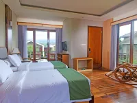 Lembah Metro Resort - balcony