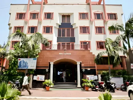 Hotel Landmark