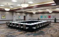 Hilton Sacramento Arden West Hotels in McClellan Park