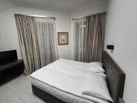 Yerevan Deluxe Hotel Hotels in Zovuni