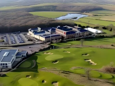 Whittlebury Hall and Spa Các khách sạn ở Buckingham