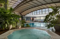 Crowne Plaza TEL AVIV BEACH by IHG - Bathtub