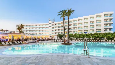 Globales Mediterrani Hotel in zona Cala Blanca Beach