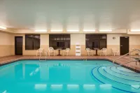 Hampton Inn Longmont - piscina